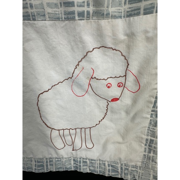 Vintage Handmade Baby Quilt Folk Art Animal Blanket Patchwork Nursery 37x37 - Picture 6 of 9